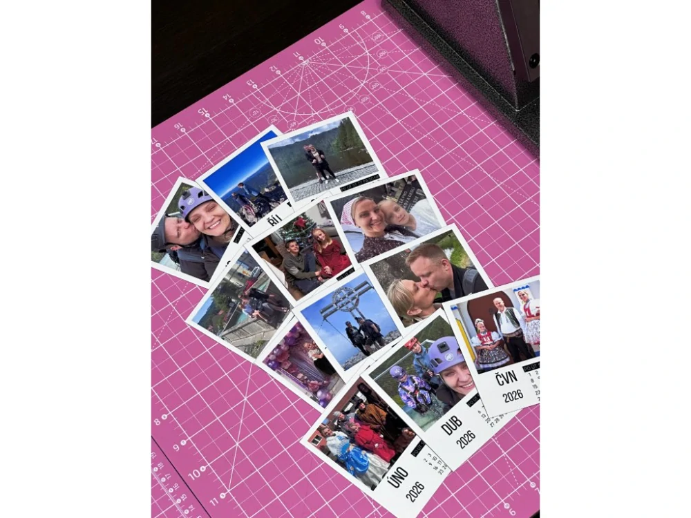 Magnetický fotokalendář sada 12 ks (8,5 × 10 cm)